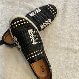 Mossimo slip ons
